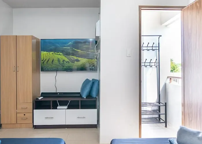 Apartment Plumera Near Airport Malls & Schools With Elevator205 *
