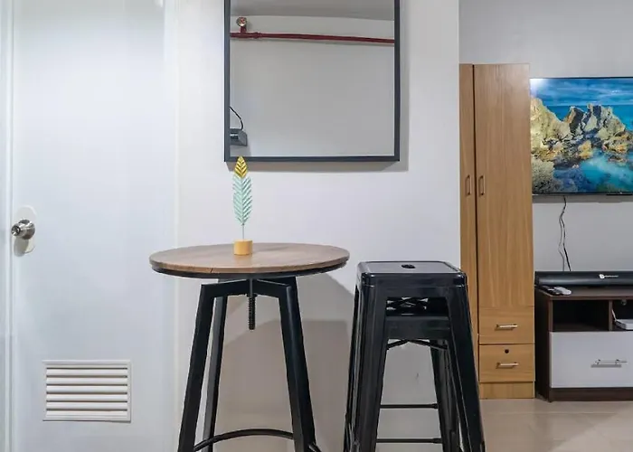 Apartment Plumera Near Airport Malls & Schools With Elevator205 *
