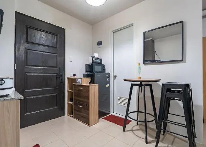 Apartment Plumera Near Airport Malls & Schools With Elevator205 *